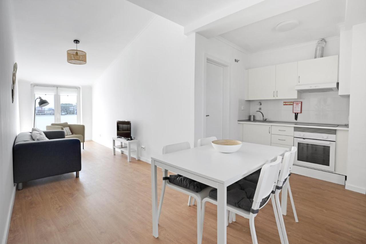 Sunny 2 Bedroom Apartment In Almada - Balconies With River View Luaran gambar